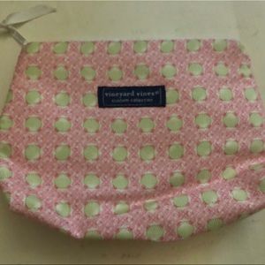 Vineyard Vines Lined Bag